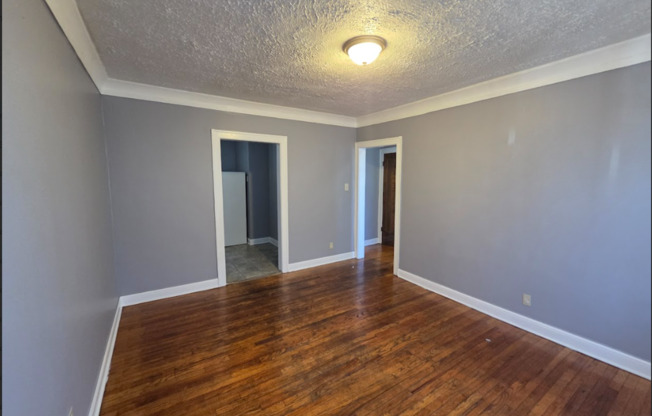 1651 E 74th Place