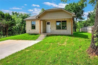 1100 W Day St