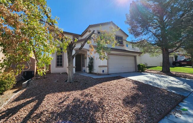 Stunning Five Bedroom home in Shadow Hills.