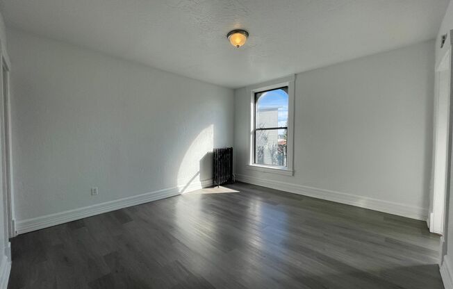Natalie Apartments