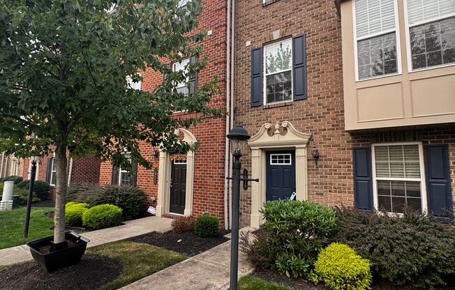 Beautiful Townhome located in Sewickley!