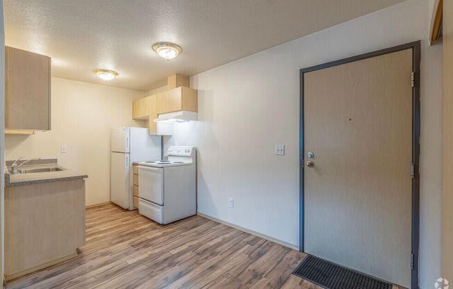 2 beds, 1 bath, 650 sqft, $1,275, Unit 1505-23