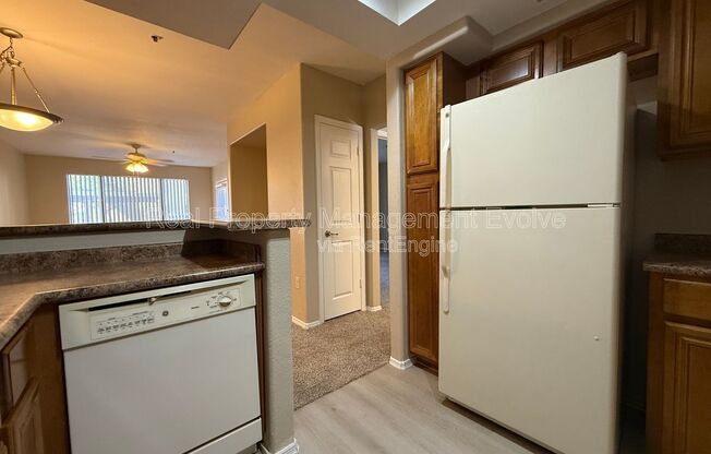 1 bed, 1 bath, 747 sqft, $1,165, Unit Unit 125