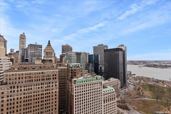 Studio, 1 bath, 400 sqft, $3,150, Unit 32F