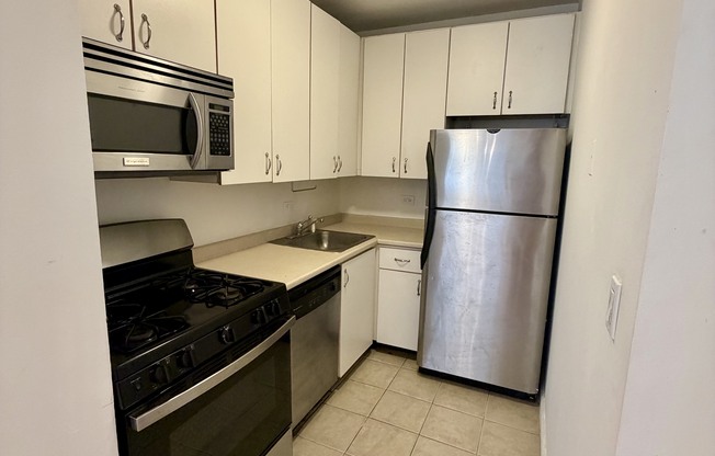 403 E 62 ST