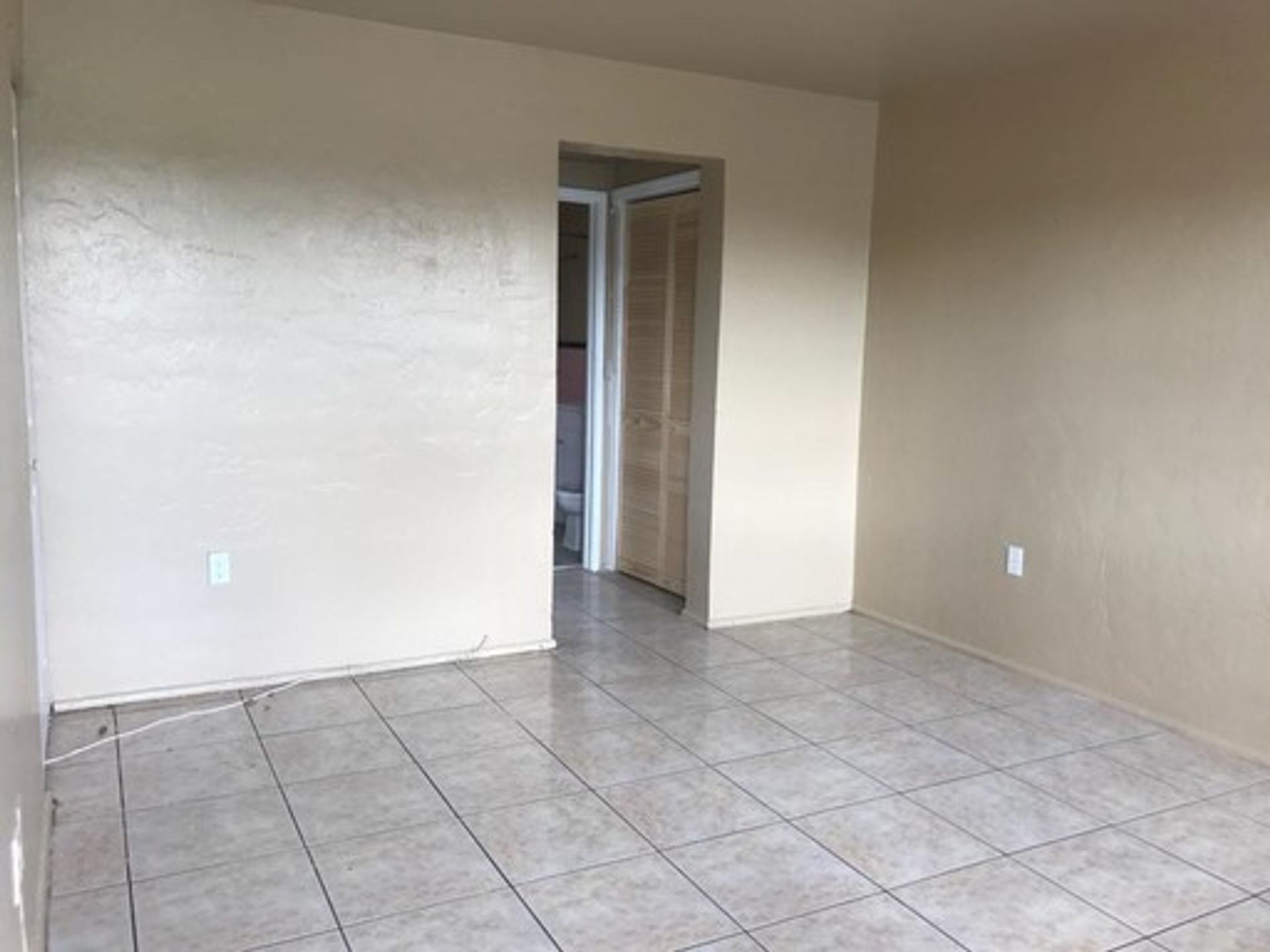 NEW Kitchen & Bath - 2BR/1BA Gated Community