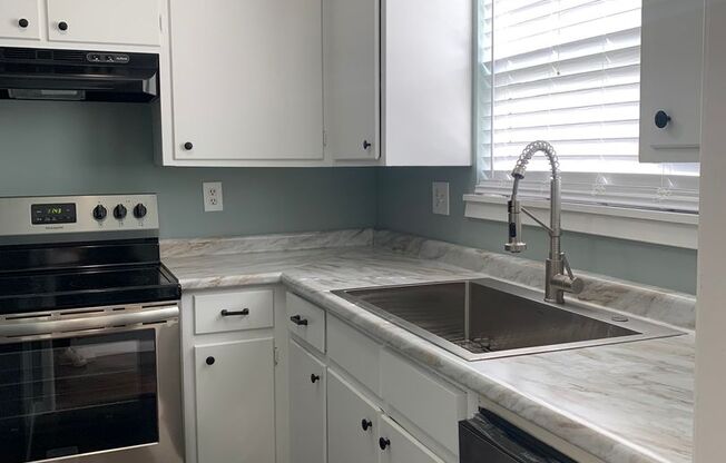 2-Bedroom, 1.5-Bathroom Townhome Available for Rent Mid-January!!!!