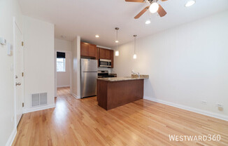 3009 N CLIFTON AVE