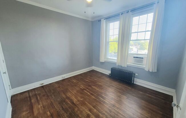 1 bed, 1 bath, 1,000 sqft, $1,095, Unit 219