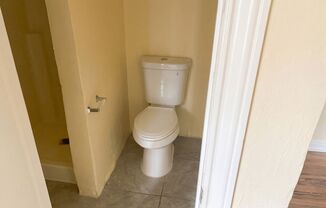 Studio, 1 bath, 154 sqft, $1,150, Unit 4a