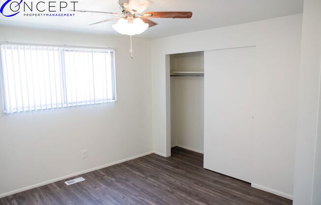 2 beds, 1 bath, 940 sqft, $1,275, Unit 31