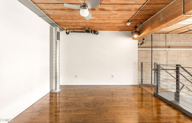 2 beds, 2 baths, 3,030 sqft, $6,500, Unit 129