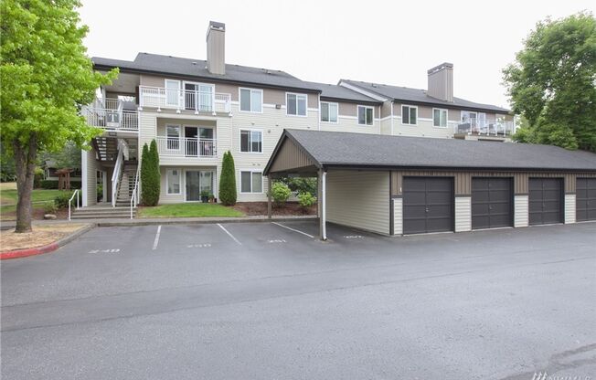 Front 9 Condo - Mukilteo!