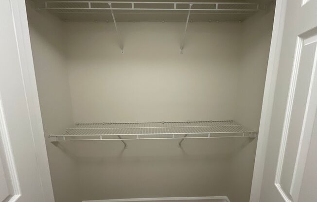 1 bed, 1 bath, 871 sqft, $1,400, Unit 2706-5 Pearl Remodel