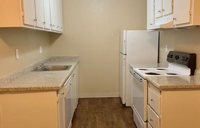 1 bed, 1 bath, 660 sqft, $1,525, Unit 129