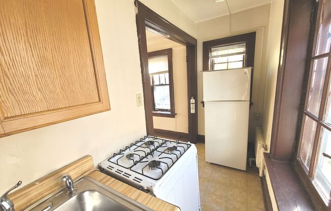Studio, 1 bath, $745, Unit 311
