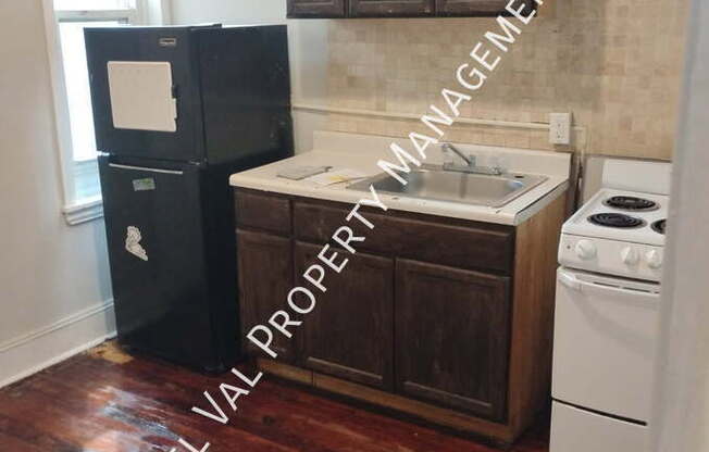 1323 N 49 ST