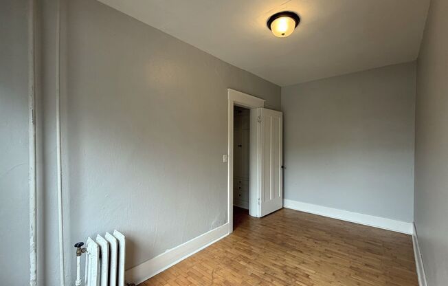 1 bed, 1 bath, 487 sqft, $1,200, Unit 305