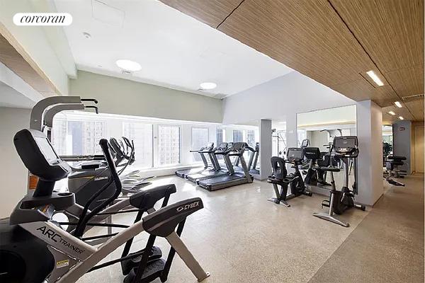 2 beds, 2 baths, 1,061 sqft, $7,650, Unit 6003