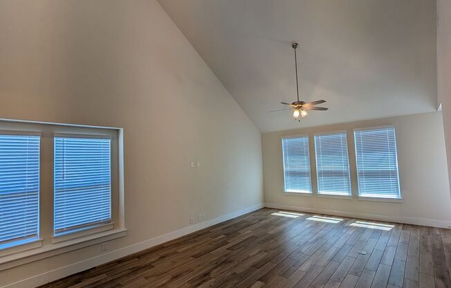 Less than a Mile to Gruene / Corner Lot/ Fridge Included /Tankless Water Heater/ Tons of Upgrades/ NBISD