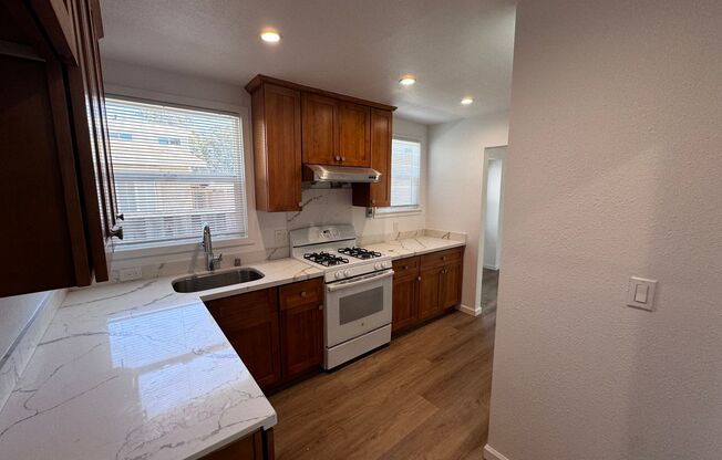 3 beds, 2 baths, $3,995, Unit 22846