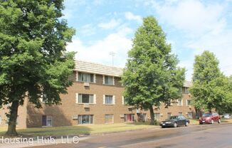 41 Arlington Ave West
