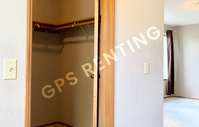 2 beds, 2.5 baths, $2,595, Unit A