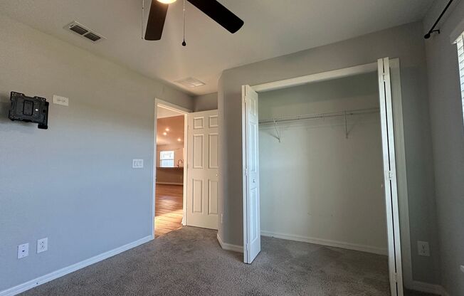 Spacious 4-Bedroom Saint Cloud Single-Family Home with Lawn Care Included + One Month Free