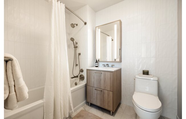 Studio, 1 bath, $3,850, Unit 634P