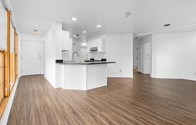 2 beds, 2 baths, 872 sqft, $1,250, Unit MSA-A3