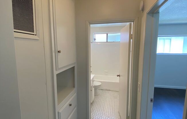 1 bed, 1 bath, $2,099