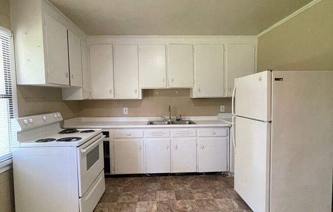 2 beds, 1 bath, 780 sqft, $1,095, Unit 5139