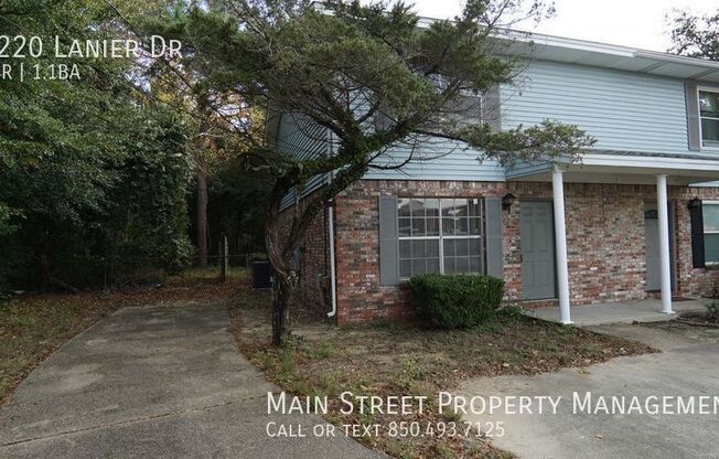 2 beds, 1.5 baths, 900 sqft, $1,250