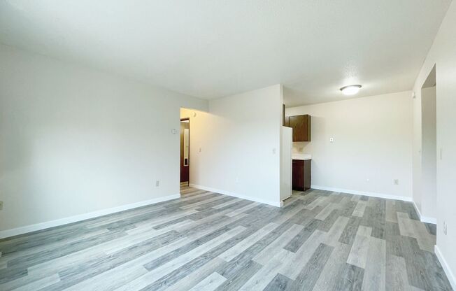 2 beds, 1 bath, 645 sqft, $815, Unit 411-6