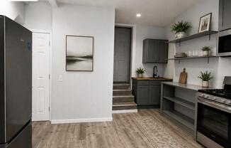 208 18 ST