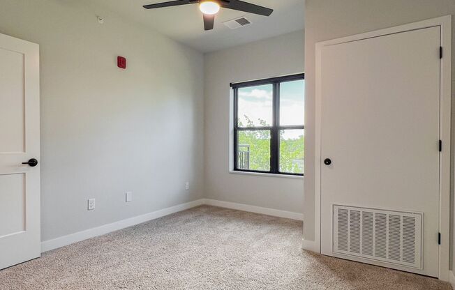 1 bed, 1 bath, 816 sqft, $1,850, Unit SC 1408-116