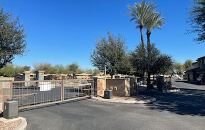 2 beds, 2 baths, 1,244 sqft, $1,899, Unit 705 W. Queen Creek #1107