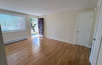 C2402 - Maple Court Apartments