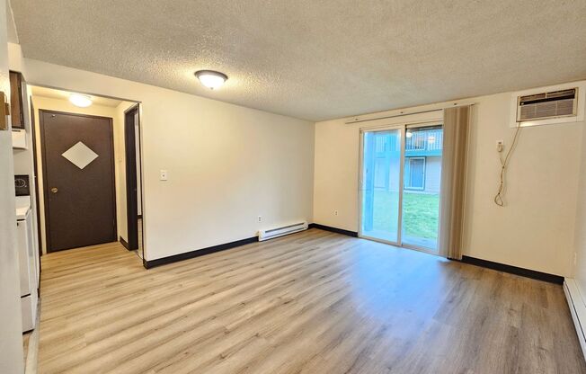 1 bed, 1 bath, 516 sqft, $995, Unit 49