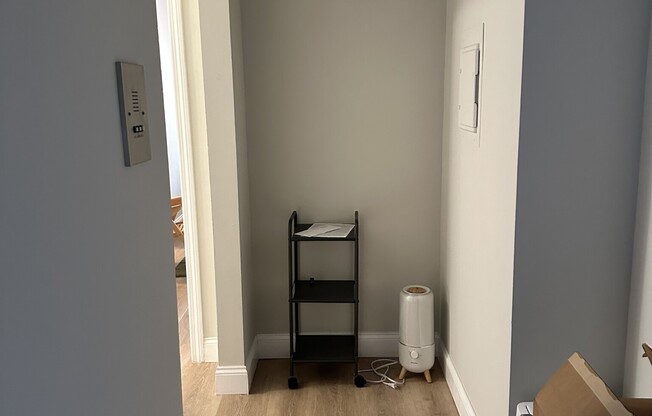 1 bed, 1 bath, $3,500, Unit 405