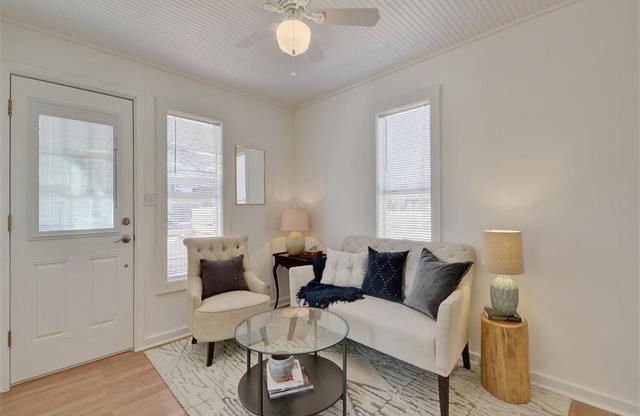 Austin Style Cottage in East Austin!