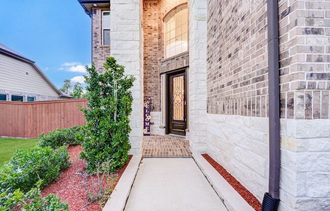 Experience Luxury Living