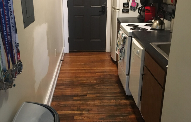 1 bed, 1 bath, 525 sqft, $1,100, Unit 1