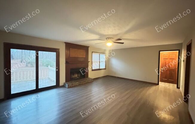 170 OLDE OAK DR