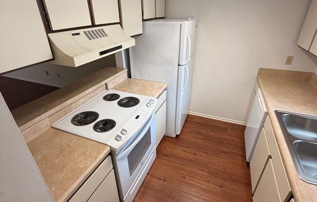 2 beds, 1.5 baths, 1,050 sqft, $1,150, Unit #57