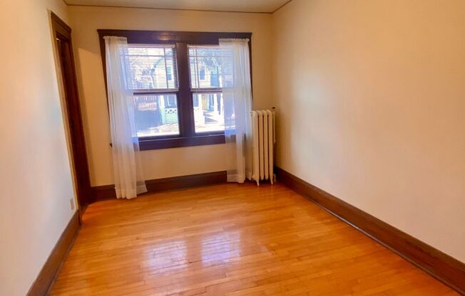 1 bed, 1 bath, 650 sqft, $1,315, Unit 8