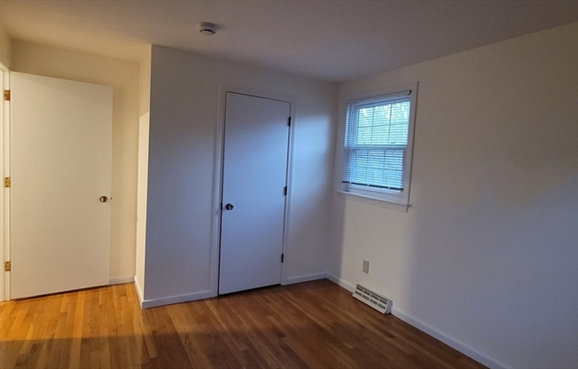 2 beds, 1 bath, 850 sqft, $2,150, Unit 0