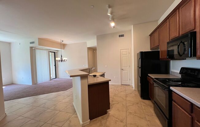2 beds, 2 baths, $1,900, Unit #2001