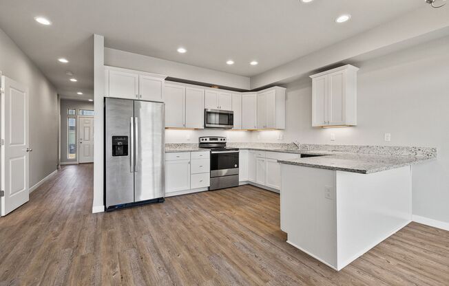 3 beds, 2.5 baths, 1,402 sqft, $1,800, Unit B150