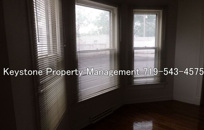 ALL Utilities Included with Rent! South-side Main Level 3 Bedroom/1 Bath Duplex  $1275 /$1275
